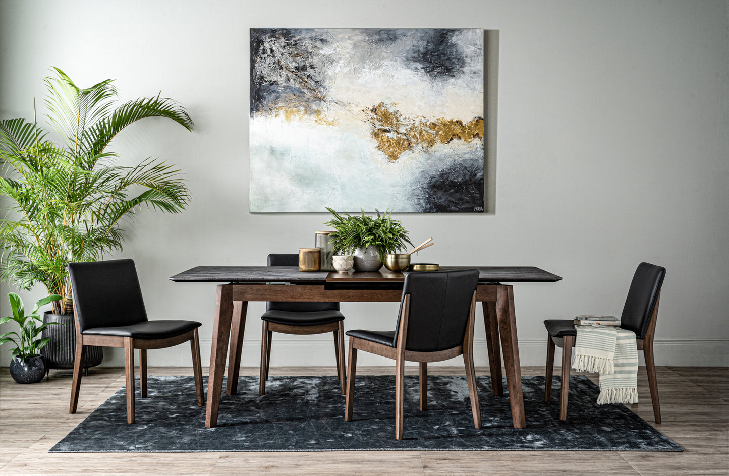 FORTIS 900 X 1600 + 400 EXT DINING TABLE 109/113/166